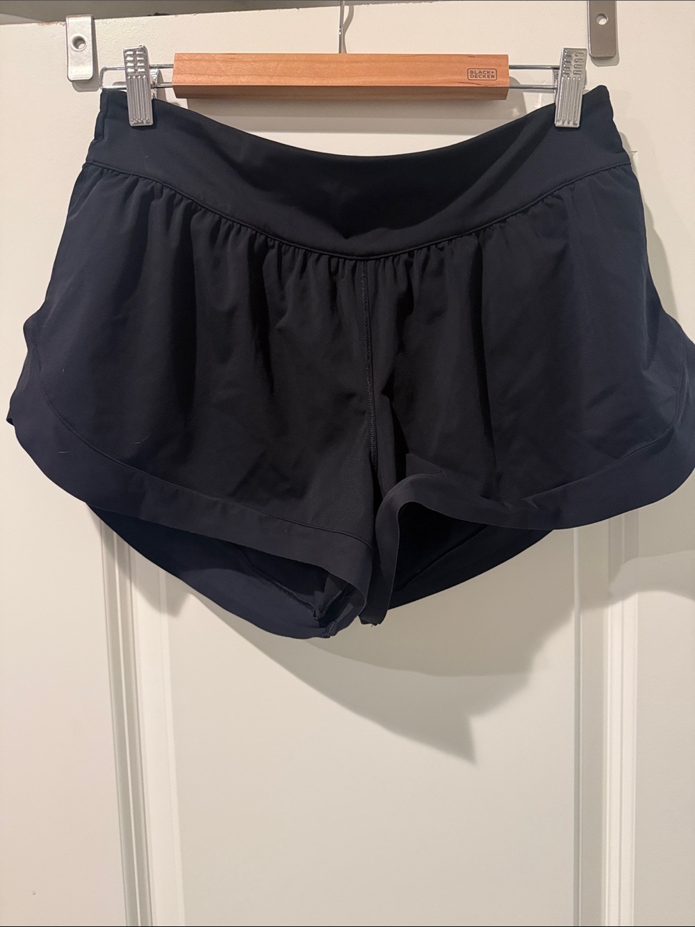 Lululemon black shorts